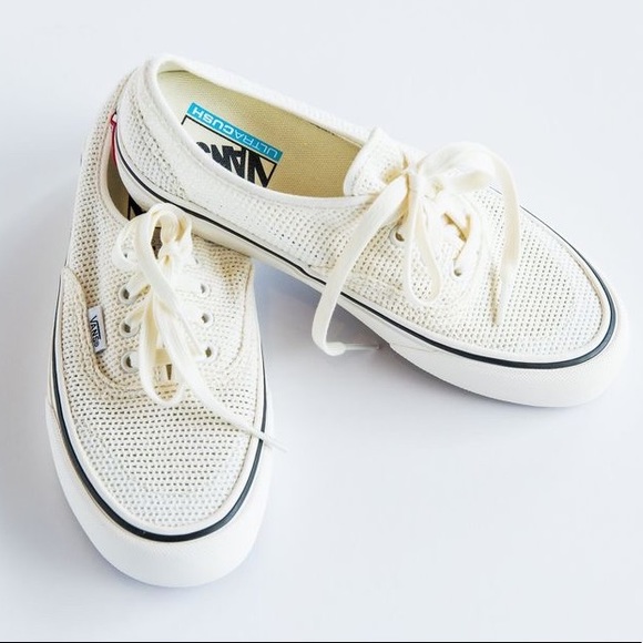 ‼️SOLD‼️ Marshmallow Mesh Authentic Vans - Picture 2 of 5